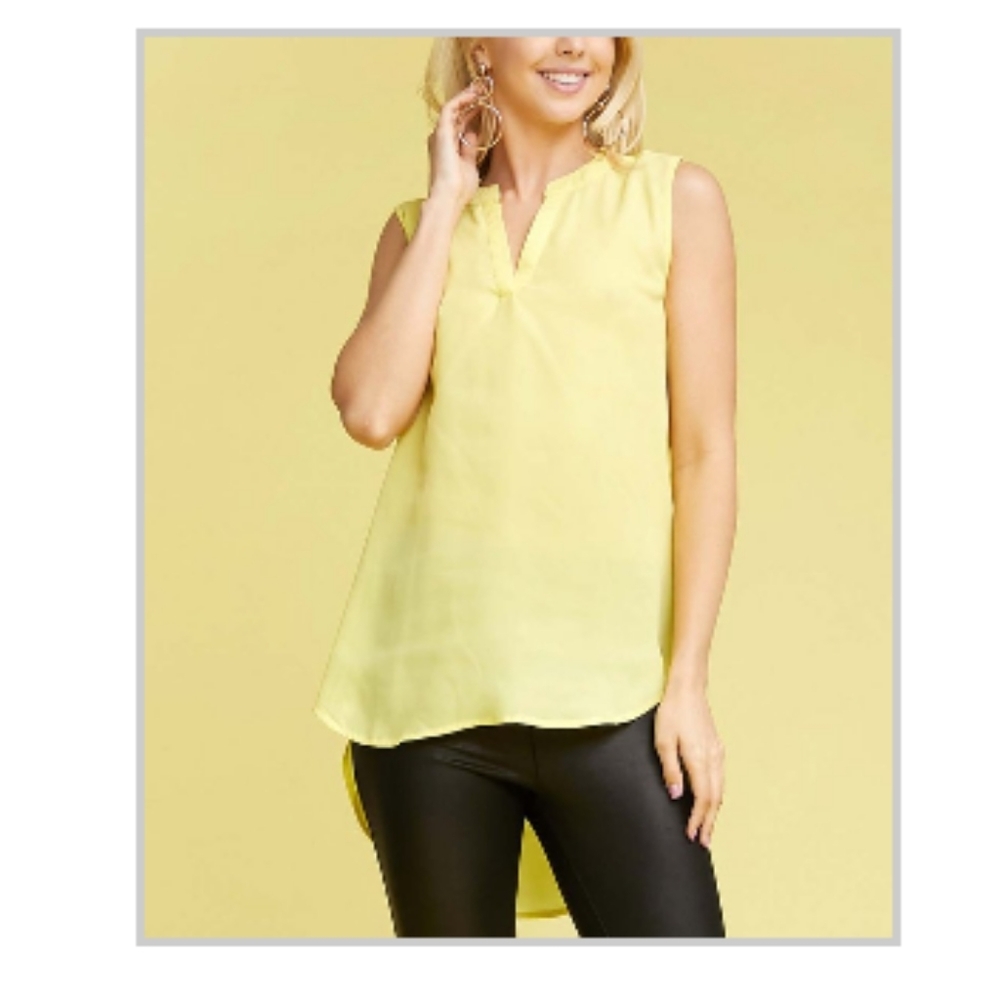 NWOT Sleeveless shirt